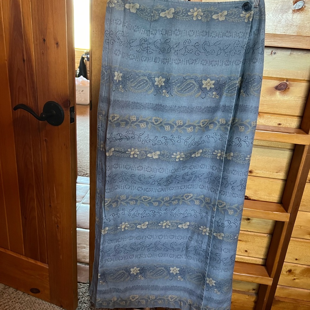 Vintage linen cotton Eddie Bauer Blue Floral Maxi Skirt